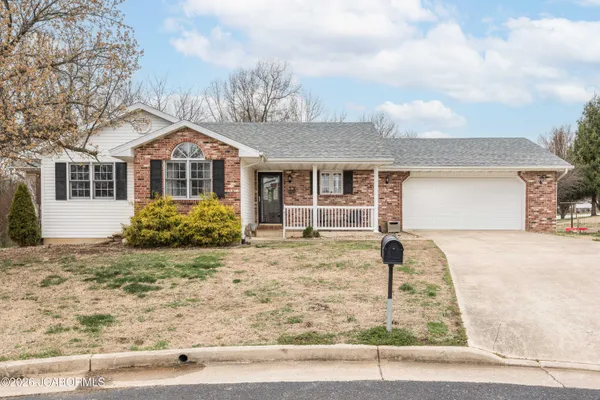 12824 Twin Peaks Lane, Russellville, MO 65074