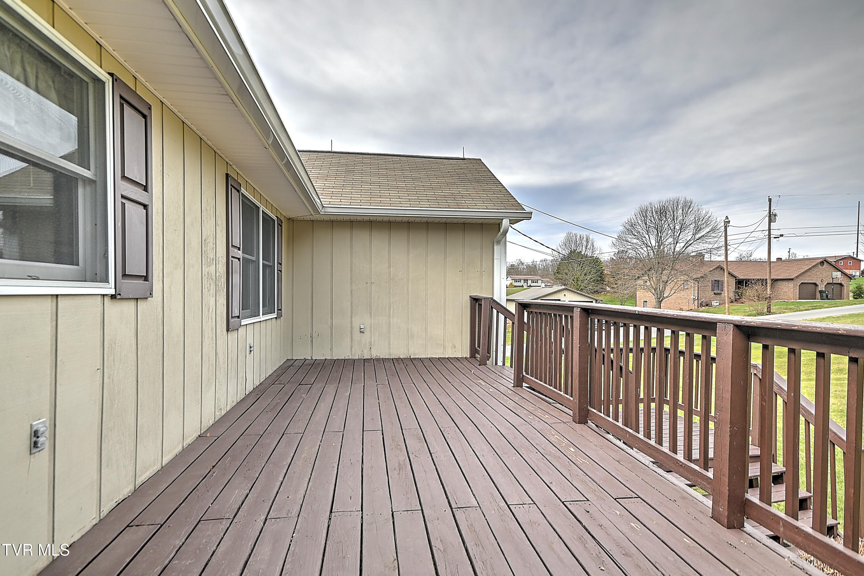 207 Hermosa Drive Fall Branch, TN 37656 - Photo 44 of 54 207 Hermosa Dr SS-45