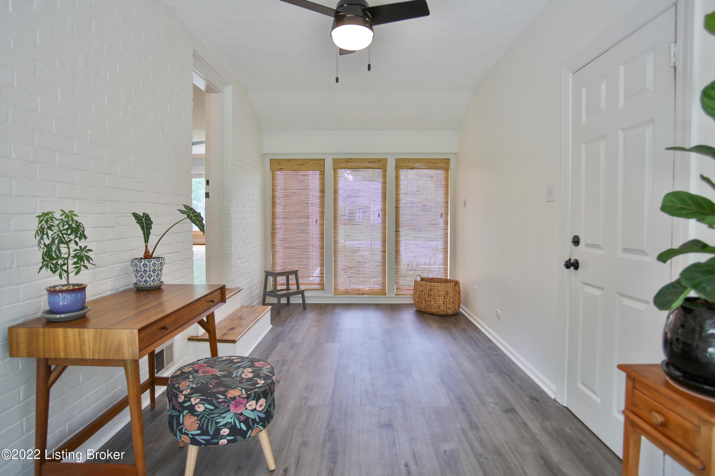 206 Tyne Road Louisville, KY 40207 - Photo 18 of 37 206 Tyne Rd-50