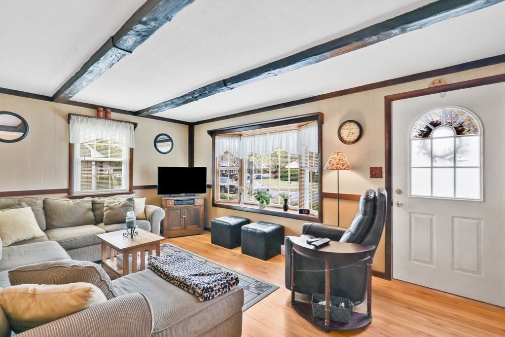 37 Kenneth Road Easthampton, MA 01027 - Photo 9 of 35 a living room with furniture and wooden floor
