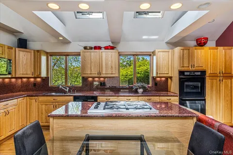 $1,150,000 | 47 Main Street, East Setauket, NY 11733