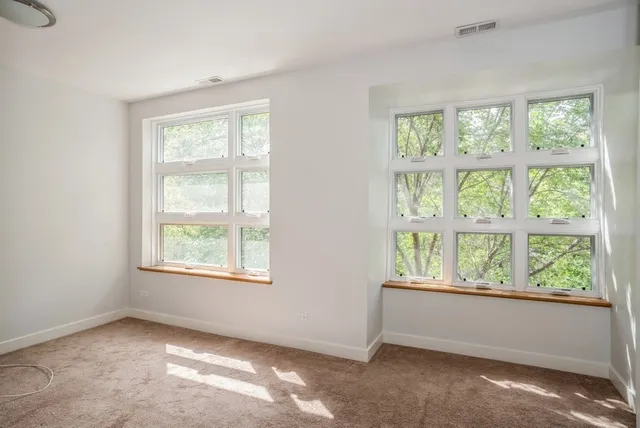 $3,450 | 7205 North Oakley Avenue, Chicago, IL 60645