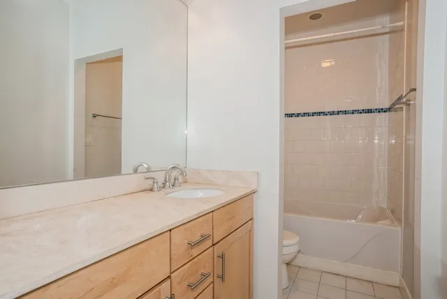 $3,450 | 7205 North Oakley Avenue, Chicago, IL 60645