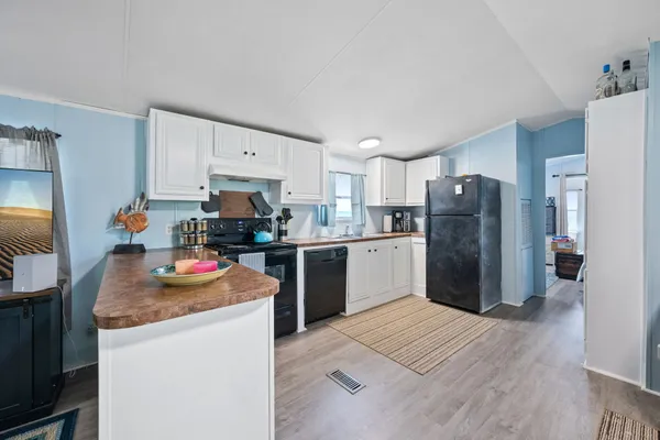 $325,000 | 187 Panther, Onalaska, TX 77360