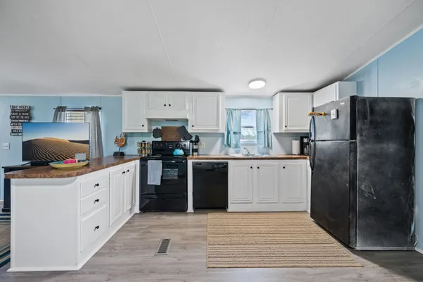 $325,000 | 187 Panther, Onalaska, TX 77360