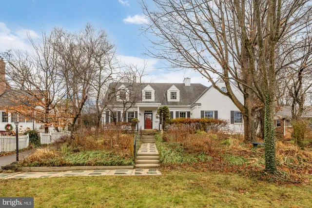 $1,495,000 | 5731 Bradley Boulevard, Bethesda, MD 20814