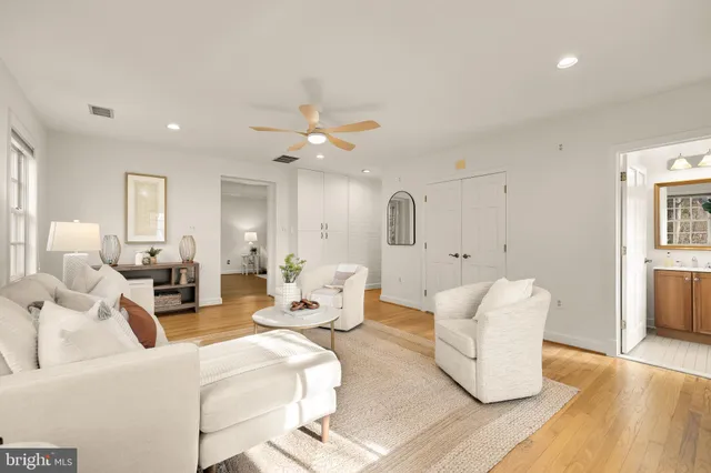 $1,495,000 | 5731 Bradley Boulevard, Bethesda, MD 20814