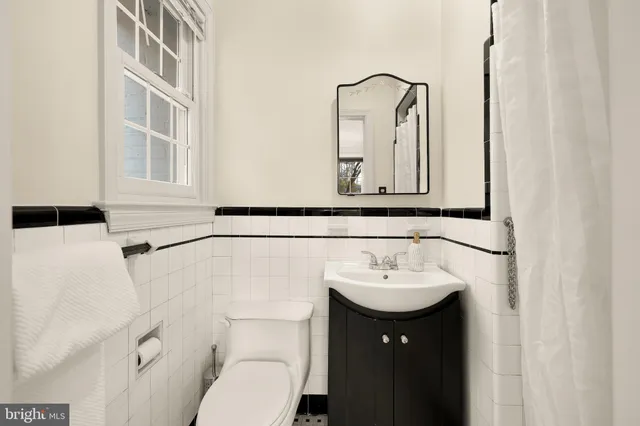 $1,495,000 | 5731 Bradley Boulevard, Bethesda, MD 20814