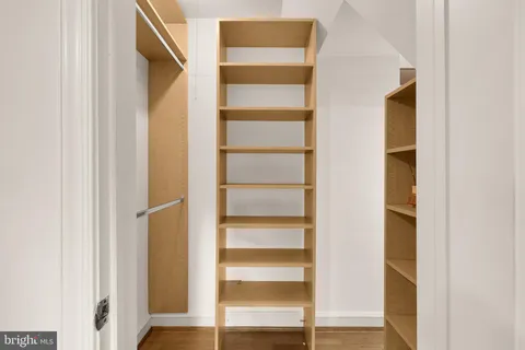 a view of a house with a yard and garage