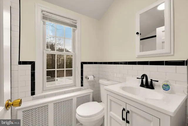 $1,495,000 | 5731 Bradley Boulevard, Bethesda, MD 20814