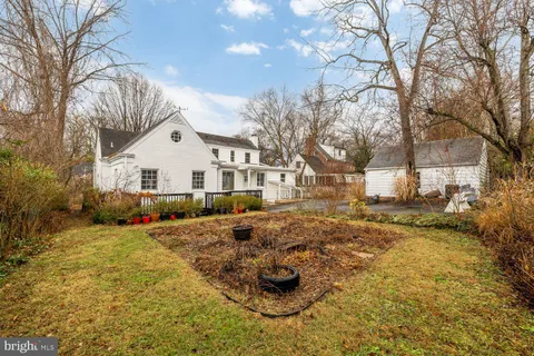 $1,495,000 | 5731 Bradley Boulevard, Bethesda, MD 20814