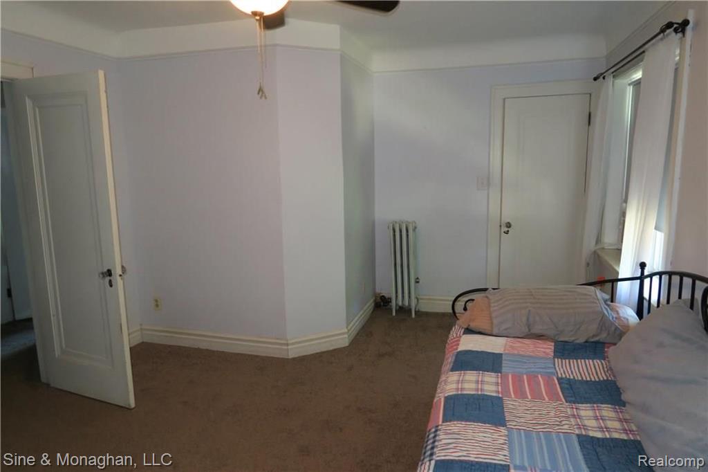 243 McMillan Road Grosse Pointe Farms, MI 48236 - Photo 17 of 27