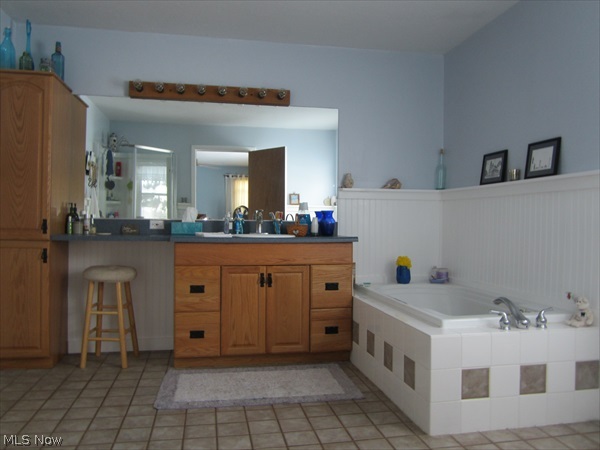 4649 Wayne Road Mantua, OH 44255 - Photo 9 of 25 Gallery Image 9