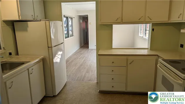 $490,000 | 7727 Martins Creek Belvidere Highway, Bangor, PA 18013