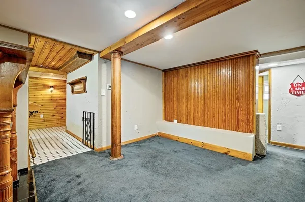 a view of a storage & utility room