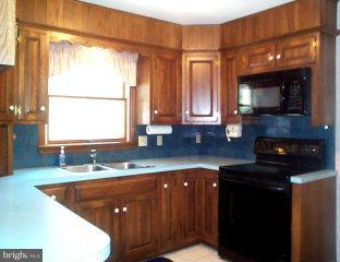 2771 Old Orchard Road Lancaster, PA 17601 - Photo 8 of 12 Gallery Image 8