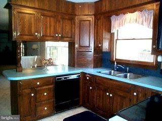 2771 Old Orchard Road Lancaster, PA 17601 - Photo 9 of 12 Gallery Image 9