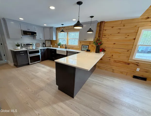 $675,000 | 20 Pine Drive North, Nassau, NY 12123