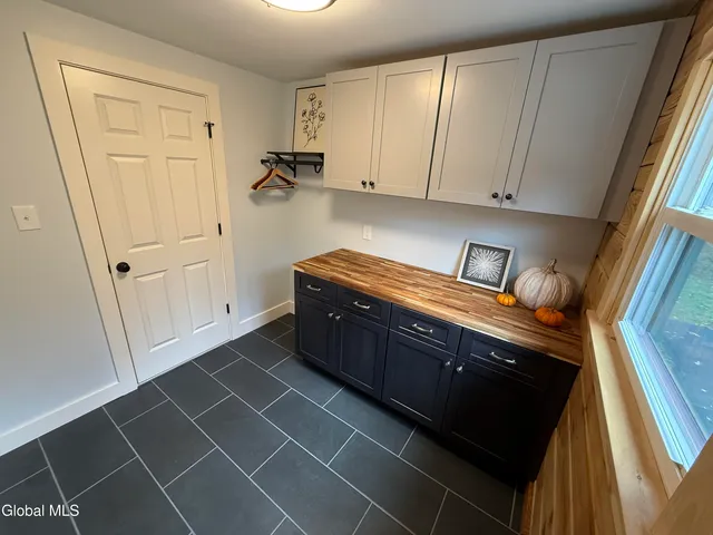 $675,000 | 20 Pine Drive North, Nassau, NY 12123