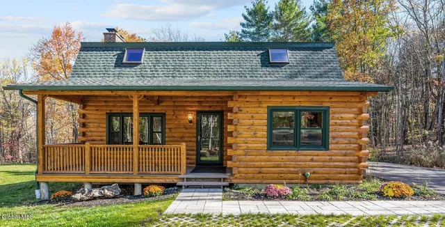 $675,000 | 20 Pine Drive North, Nassau, NY 12123