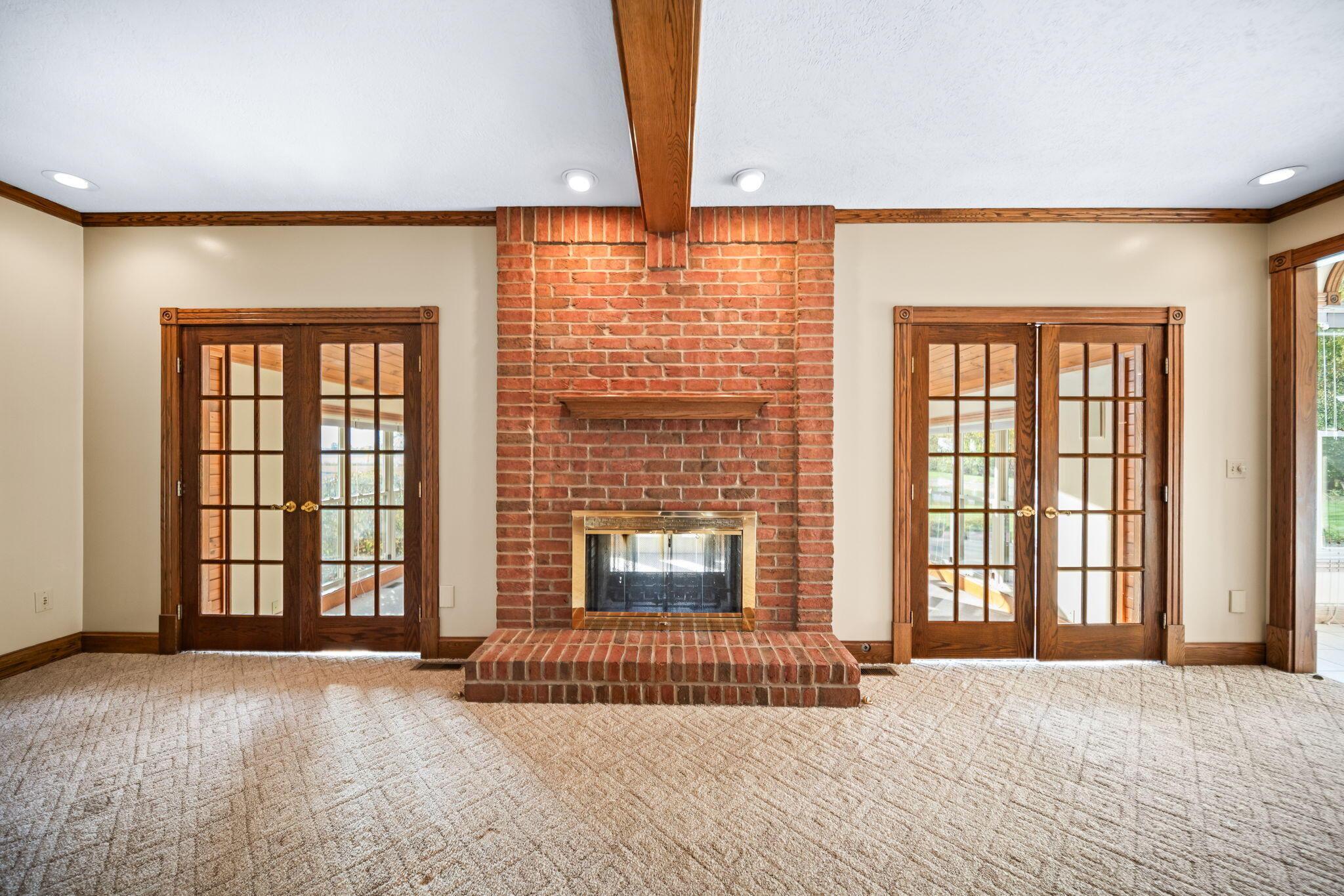2645 Berringer Road Waldo, OH 43356 - Photo 40 of 153 Living Room