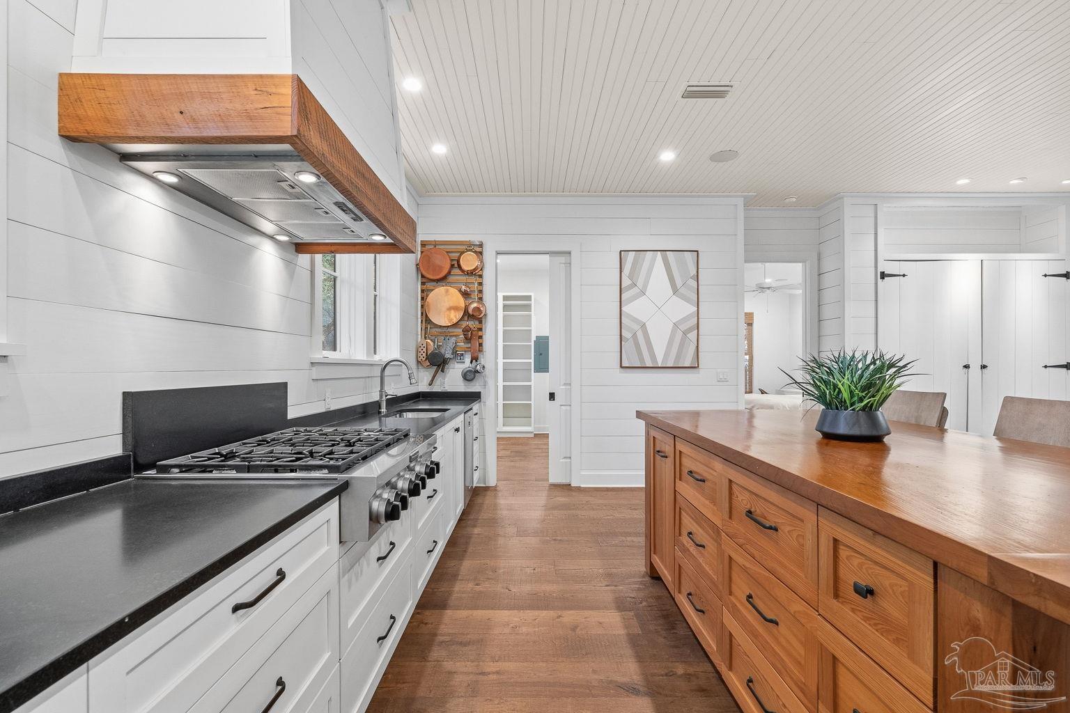 2369 West Bayshore Road Gulf Breeze, FL 32563 - Photo 38 of 71