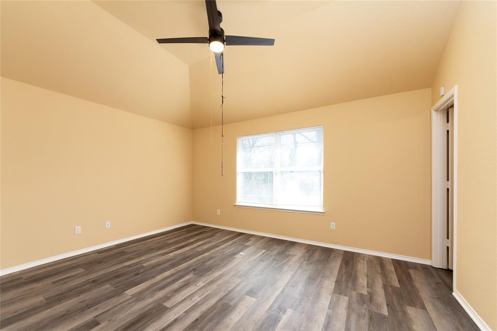 8534 Bearden Street Dallas, TX 75227 - Photo 14 of 21