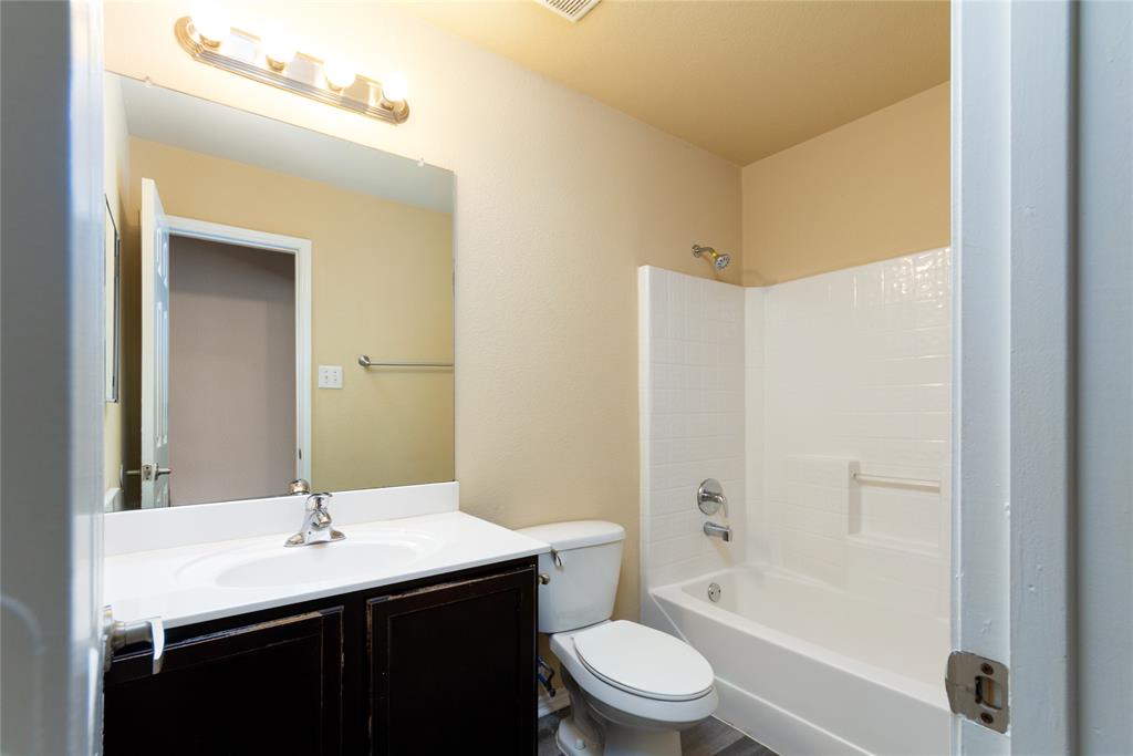 8534 Bearden Street Dallas, TX 75227 - Photo 15 of 21