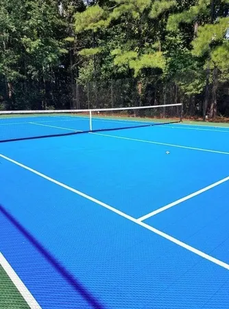 a view of a tennis court