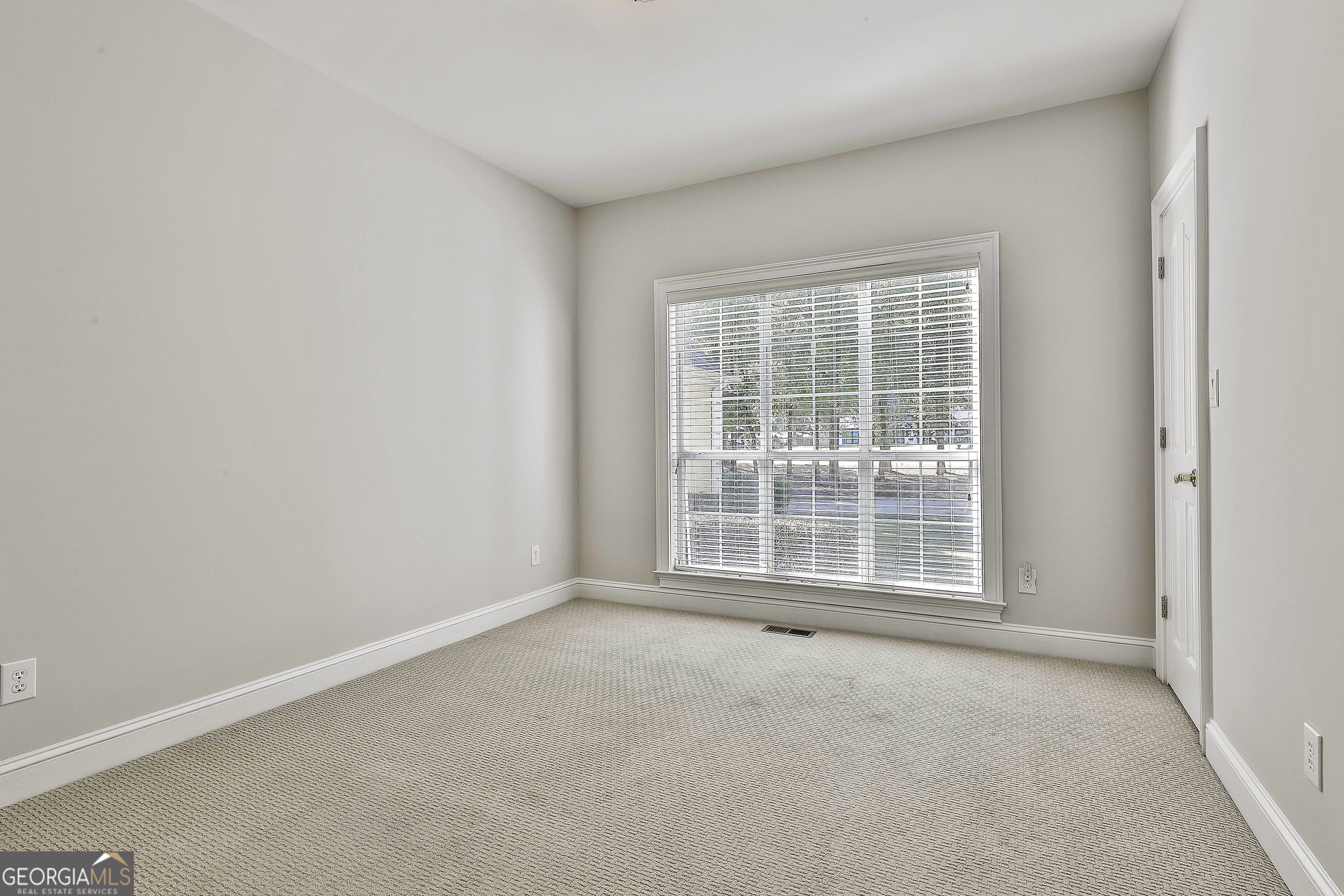365 Pendleton Trail Tyrone, GA 30290 - Photo 40 of 55 an empty room with a window