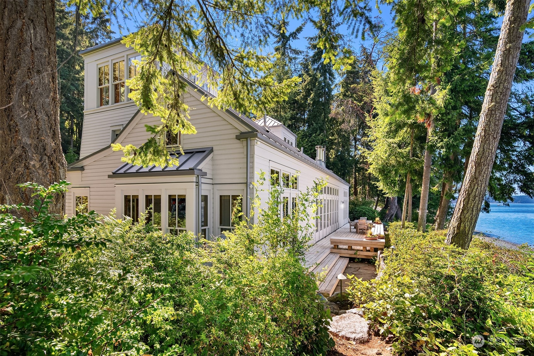 4522 Southwest Luana Beach Road Vashon, WA 98070 - Photo 37 of 40 Gallery Image 37