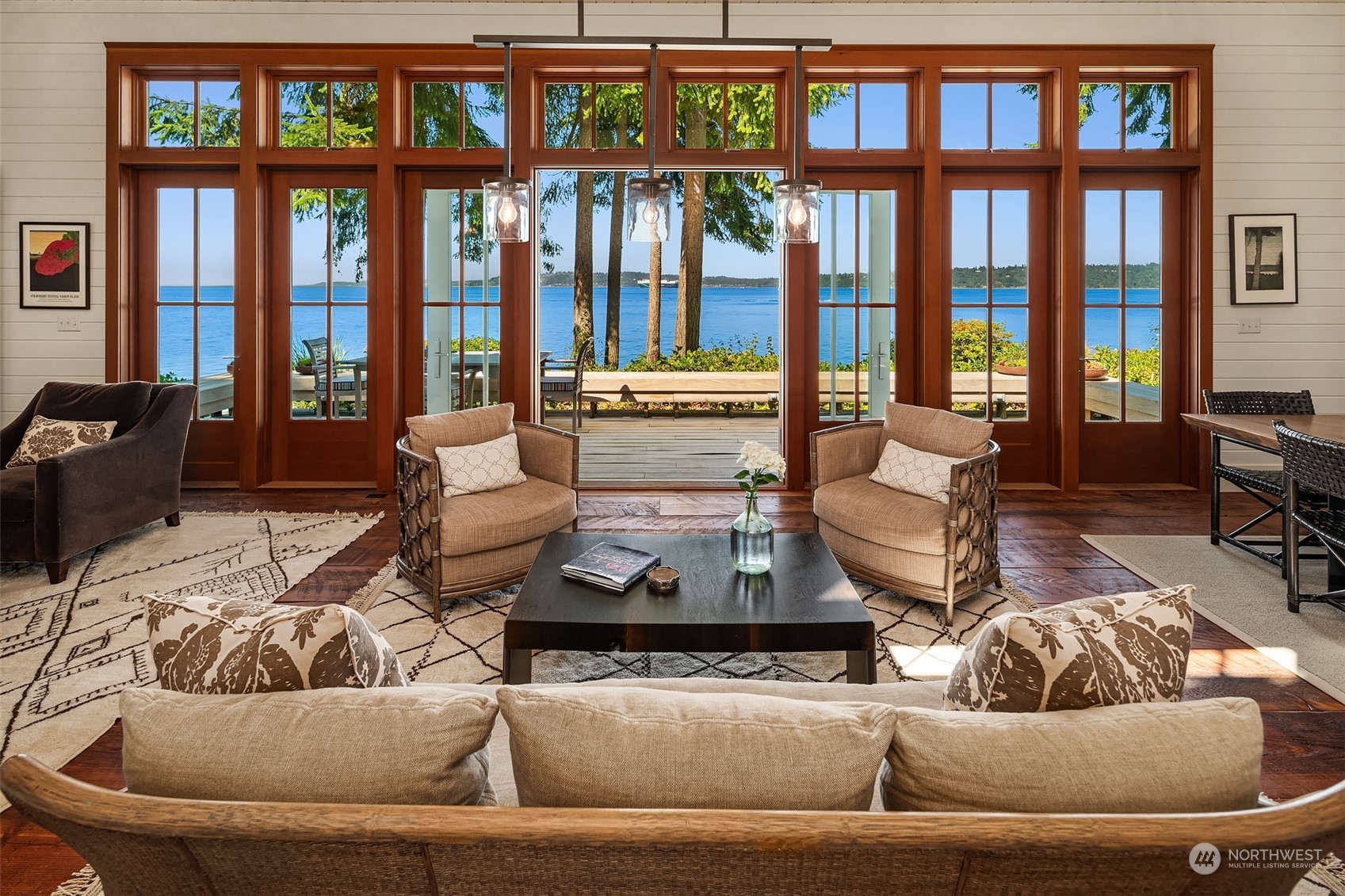 4522 Southwest Luana Beach Road Vashon, WA 98070 - Photo 6 of 40 Gallery Image 6