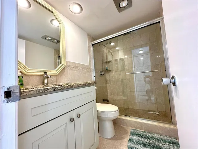 $1,850 | 2671 South Course Drive, Unit 802, Pompano Beach, FL 33069