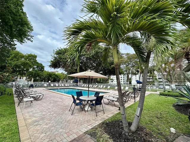 $1,850 | 2671 South Course Drive, Unit 802, Pompano Beach, FL 33069