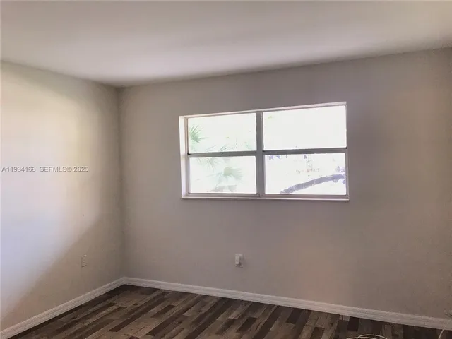 $2,495 | 9355 Fontainebleau Boulevard, Unit C105, Miami, FL 33172