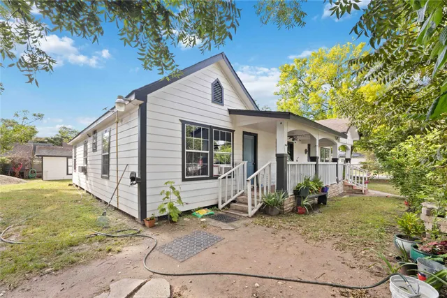 a view of a house with a patio