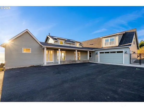 $1,074,000 | 0 South Silver Lake Road, Castle Rock, WA 98611