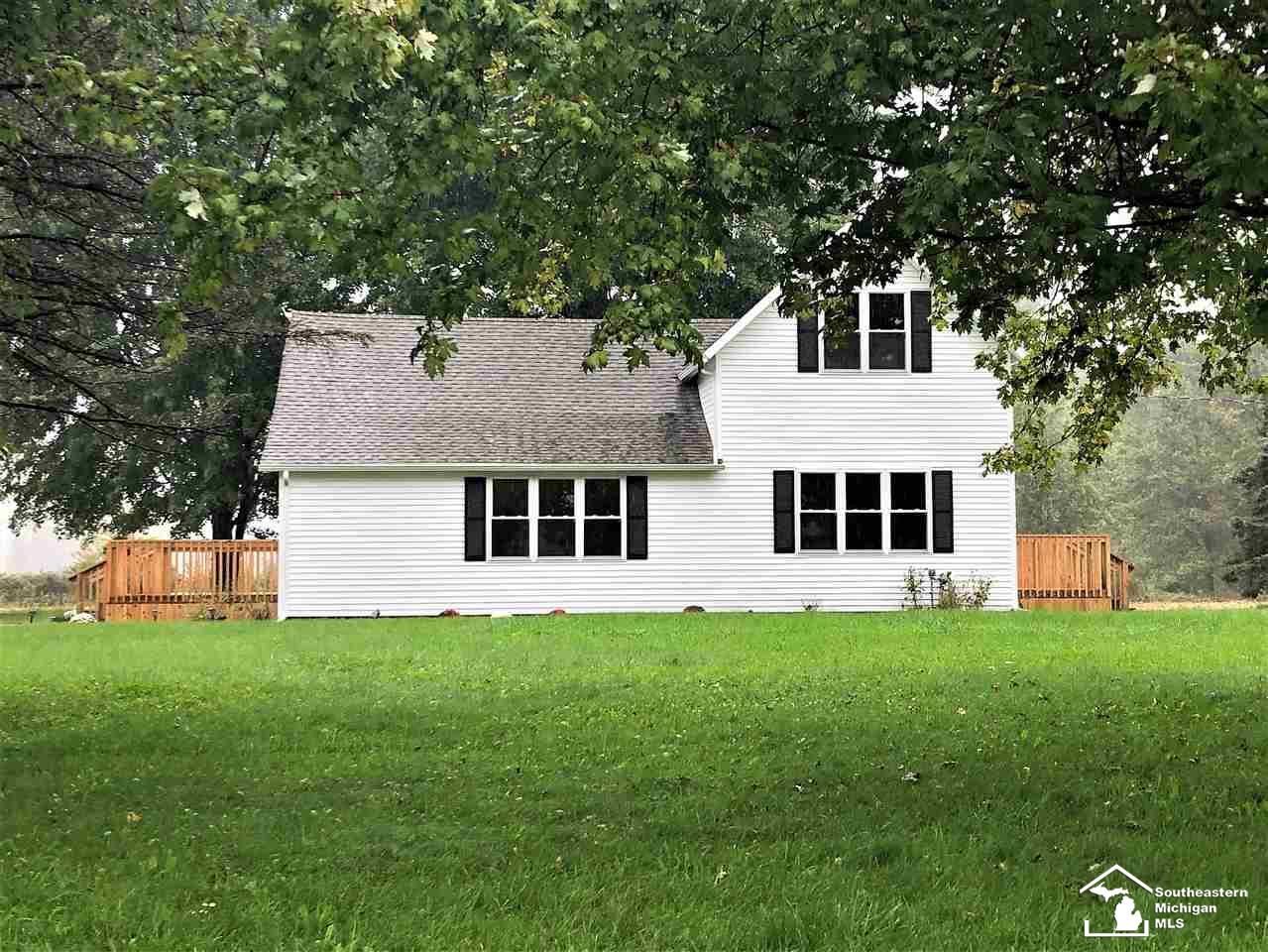 16244 Lulu Road Petersburg, MI 49270 - Photo 2 of 31 31396947-1.JPG