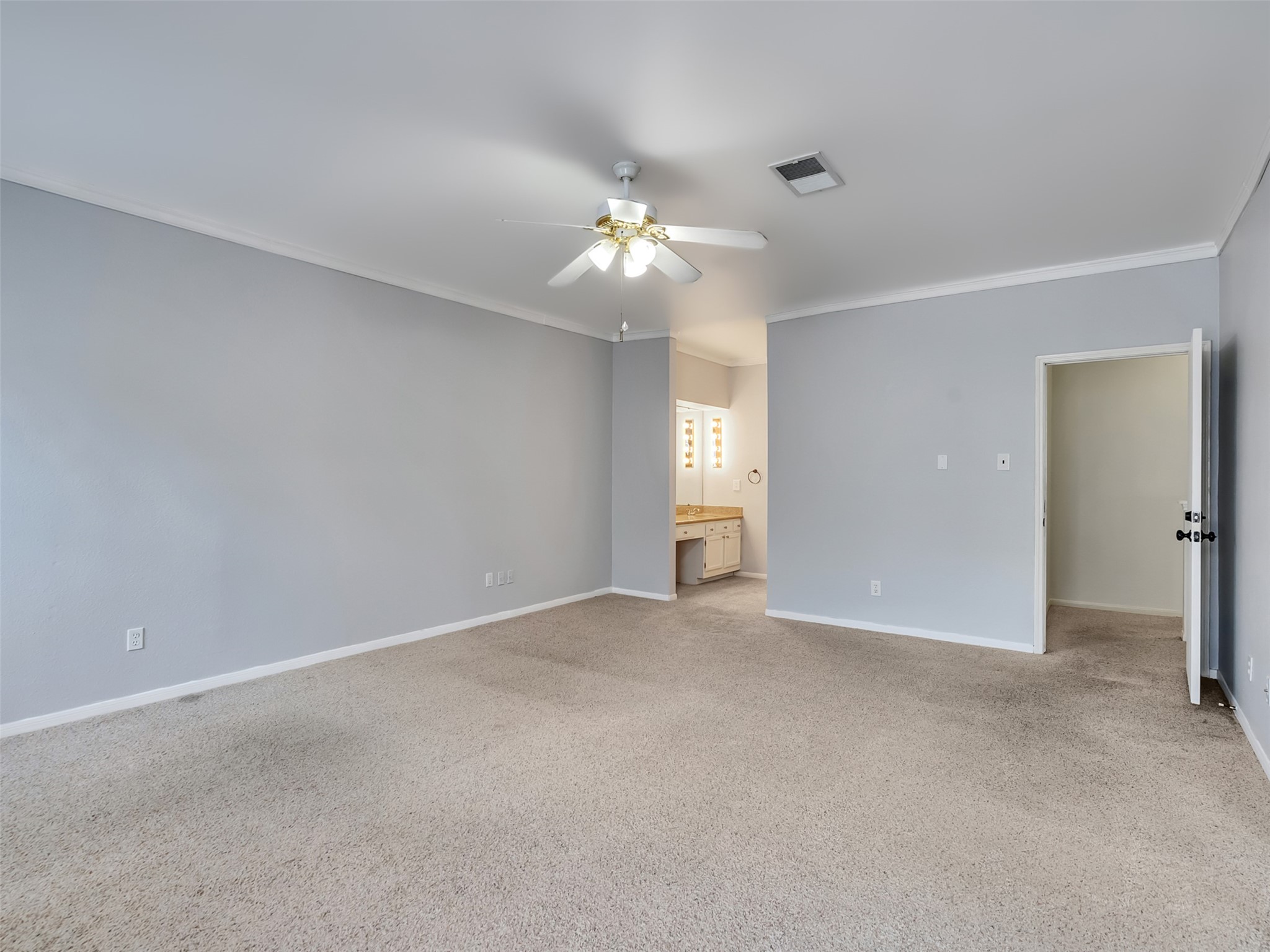 4001 Tanglewilde Street, Unit 605 Houston, TX 77063 - Photo 21 of 29 a view of an empty room with a window