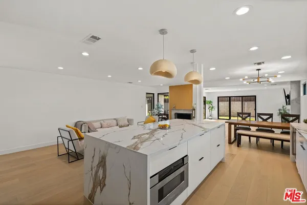 $1,679,000 | 5253 Buffalo Avenue, Sherman Oaks, CA 91401