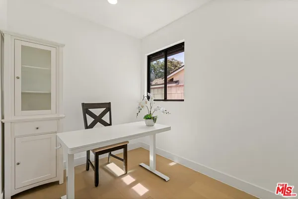 $1,679,000 | 5253 Buffalo Avenue, Sherman Oaks, CA 91401
