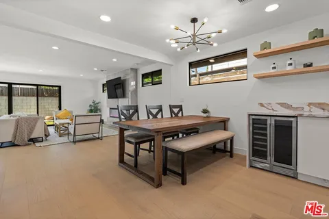 $1,679,000 | 5253 Buffalo Avenue, Sherman Oaks, CA 91401
