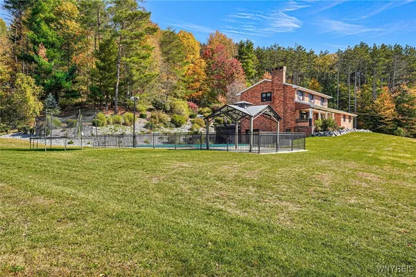 $675,000 | 9681 Wagner Road, Holland, NY 14080