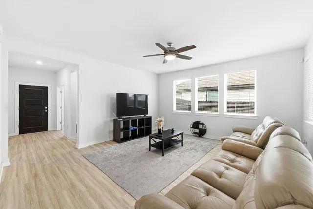 $325,000 | 241 Banff Drive, Kyle, TX 78640