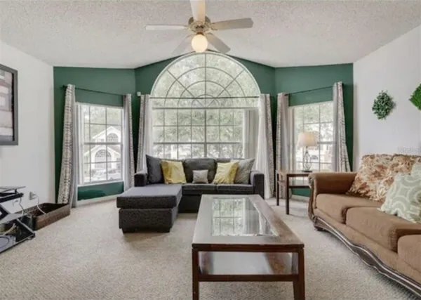 $2,100 | 5004 Laguna Bay Circle, Unit 54, Kissimmee, FL 34746