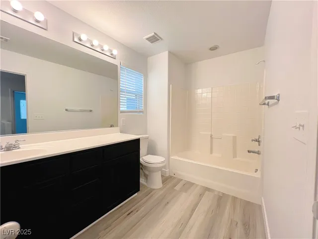$2,100 | 8821 Steaming Thunder Court, Las Vegas, NV 89148