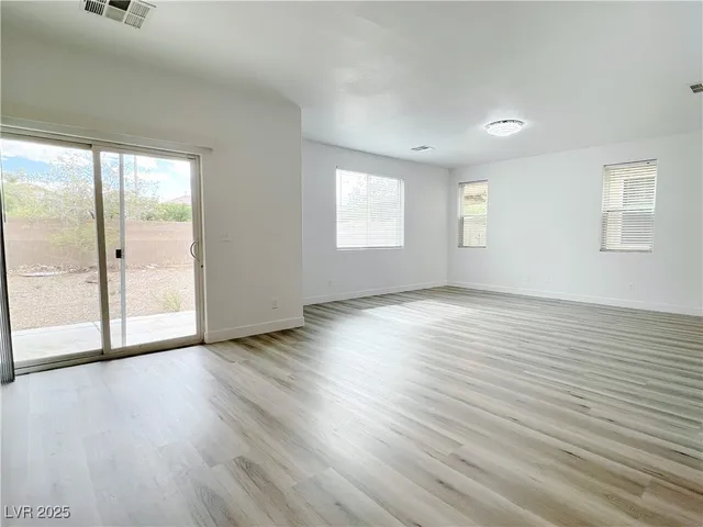 $2,100 | 8821 Steaming Thunder Court, Las Vegas, NV 89148