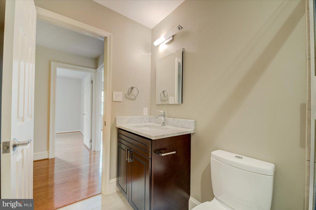 7905 Quarry Ridge Way Bethesda, MD 20817 - Photo 38 of 71