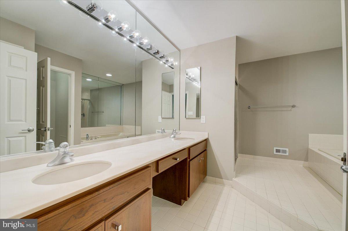 7905 Quarry Ridge Way Bethesda, MD 20817 - Photo 45 of 71