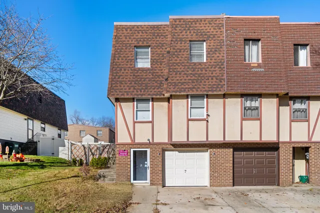 $435,000 | 15140 Kovats Drive, Philadelphia, PA 19116